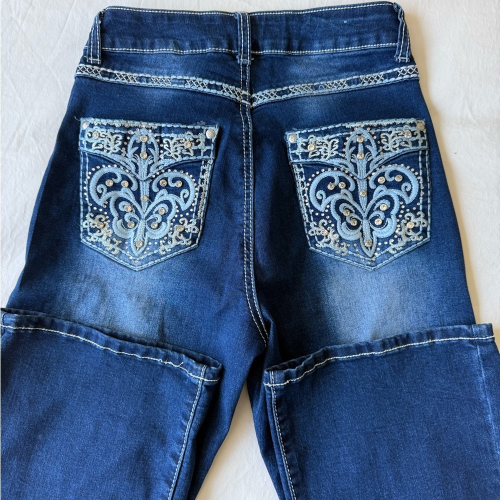 Embroidered Y2k Blue Women's Jeans with Silver Studs and Fleur de Lis